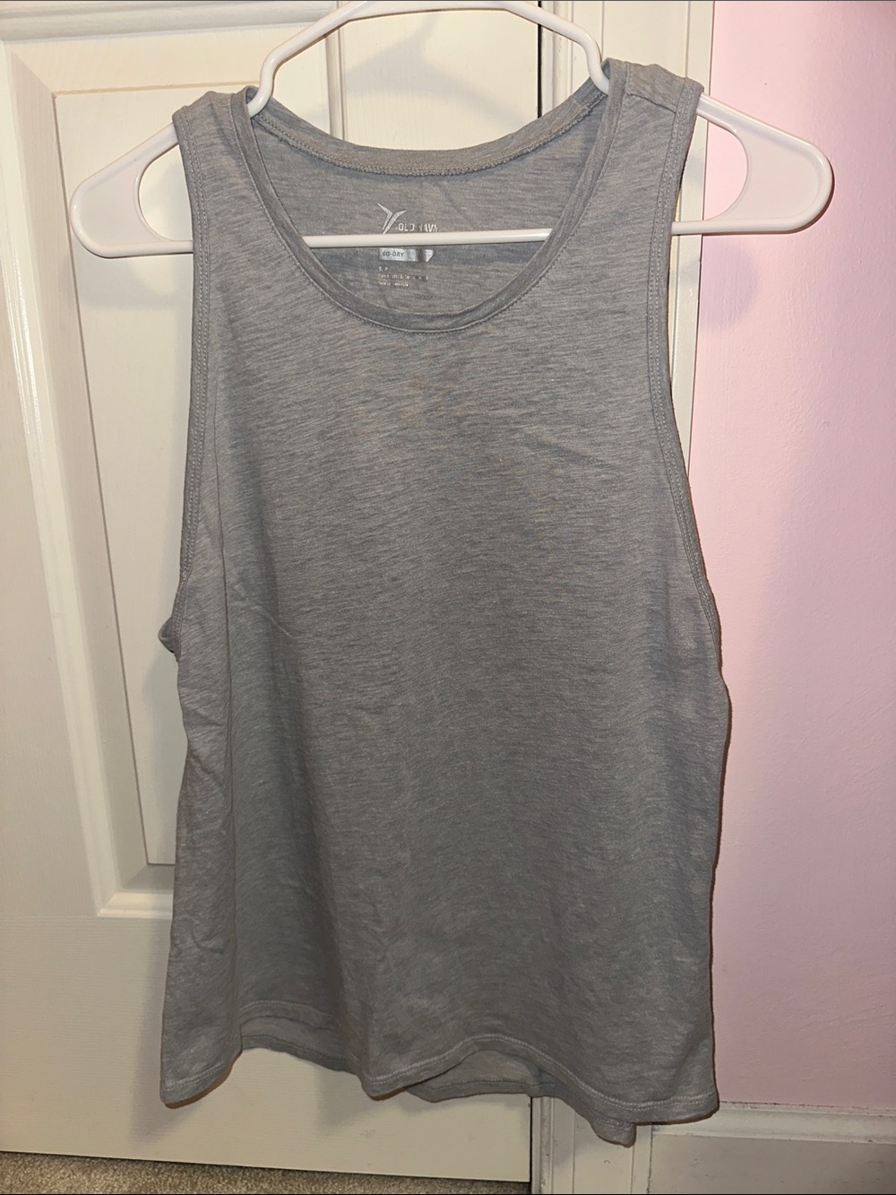 Old Navy high neck criss cross athletic tank top